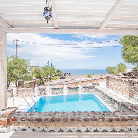 Starlight Luxury Seaside Villa & Suites Imerovigli  Bagian luar foto