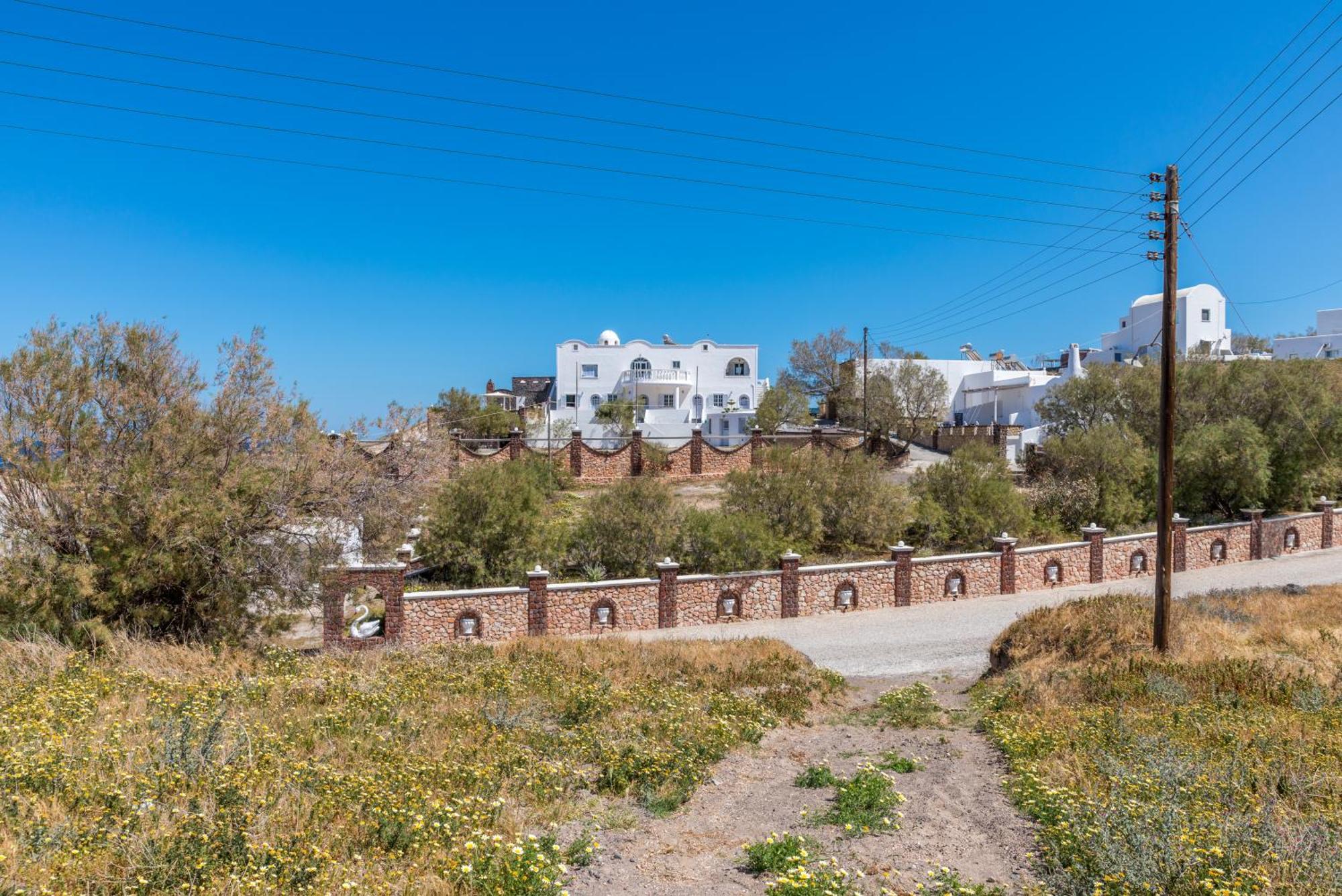 Starlight Luxury Seaside Villa & Suites Imerovigli  Bagian luar foto