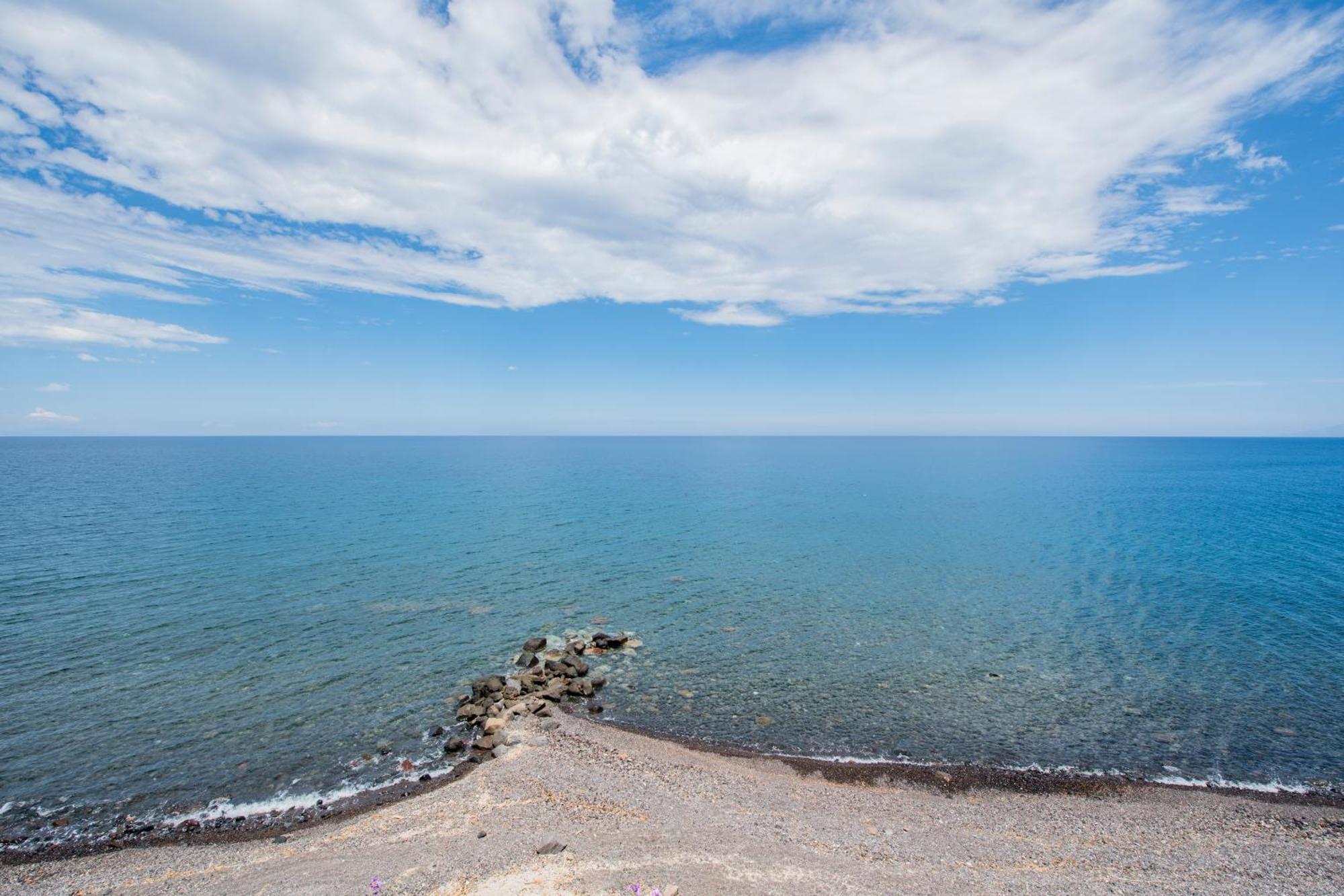 Starlight Luxury Seaside Villa & Suites Imerovigli  Bagian luar foto